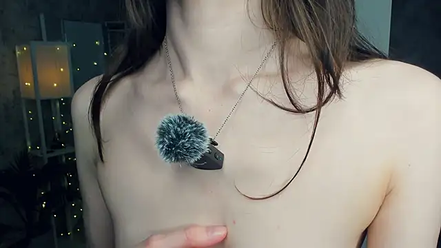 ReneeLippeatt live sex cam