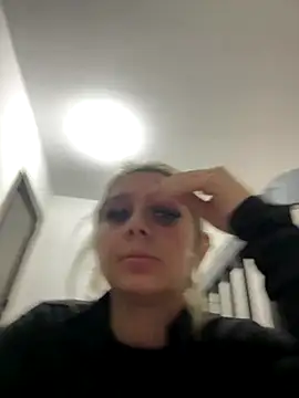 hotamanda01 live sex cam