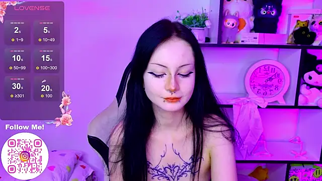 MiaScarlettt live sex cam