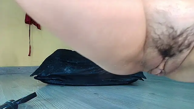 HottCandy21 live sex cam