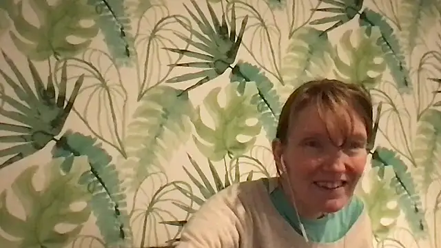 MeluaMauritius's cam snapshot