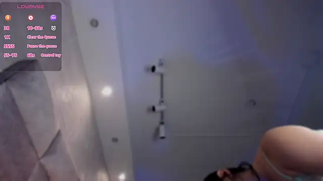 lea_walkerr's cam snapshot