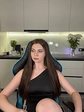 CurlyLara live sex cam