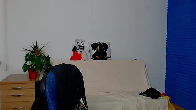 ZeinMiracles's cam snapshot