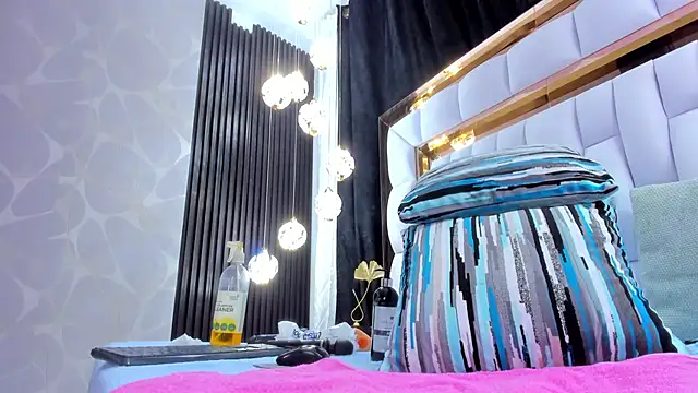 SarayRoyse's cam snapshot