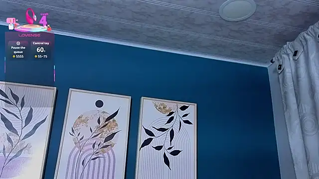 SarahMiler_'s cam snapshot