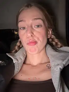 kira_mia's cam snapshot