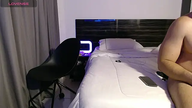 FaustoCock live sex cam