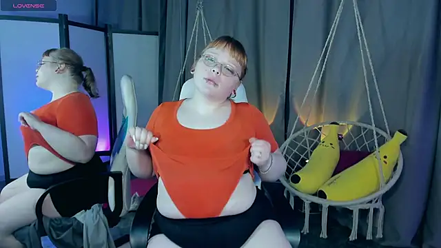 LottieReed's cam snapshot