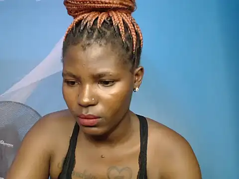 TrishaKalid's cam snapshot