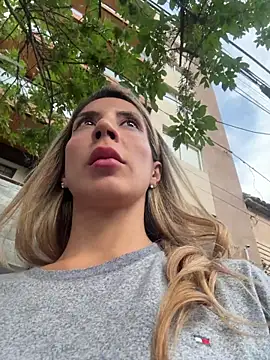 iam_sofia__ live sex cam