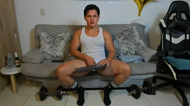 julian_wallace live sex cam