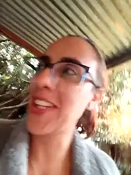 Jade_1-9's cam snapshot