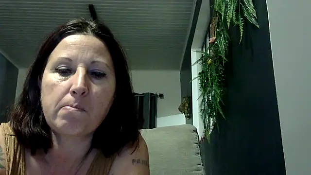 feline27's cam snapshot