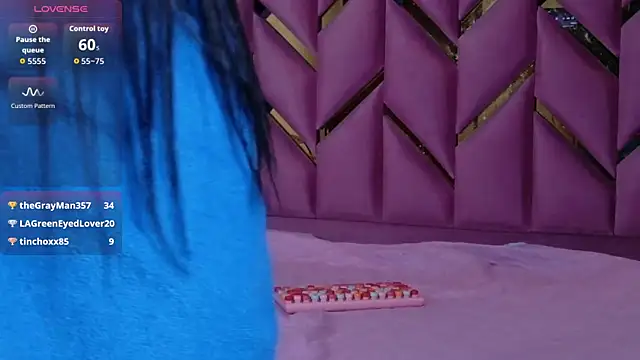 daddyissuesss_'s cam snapshot