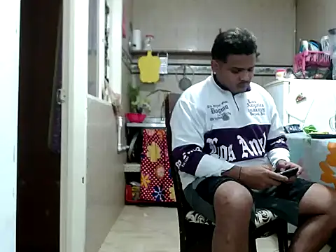 Boycuriousxxx's cam snapshot