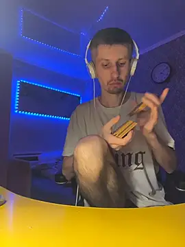 Aki-Laky's cam snapshot