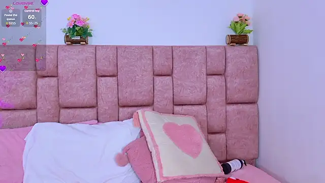 ScarlettLuxe's cam snapshot