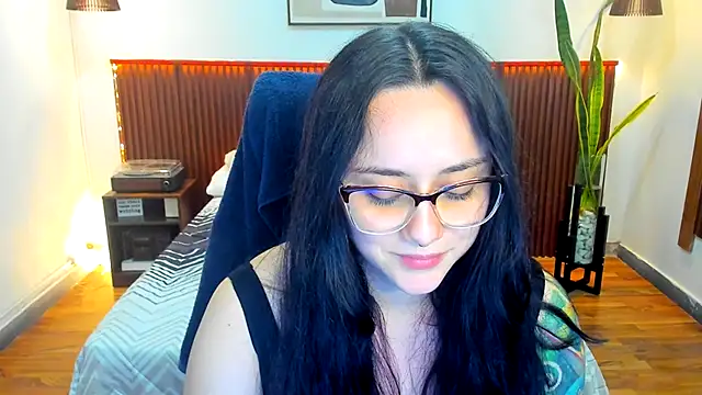 KatherineBond's cam snapshot