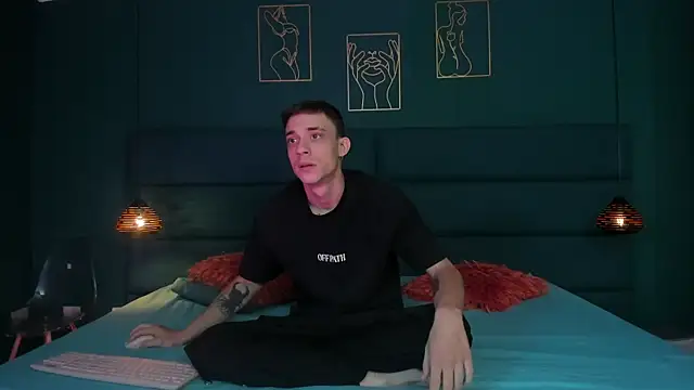 Katandjordan's cam snapshot