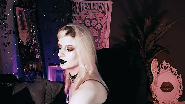 Noah_ElmerX's cam snapshot