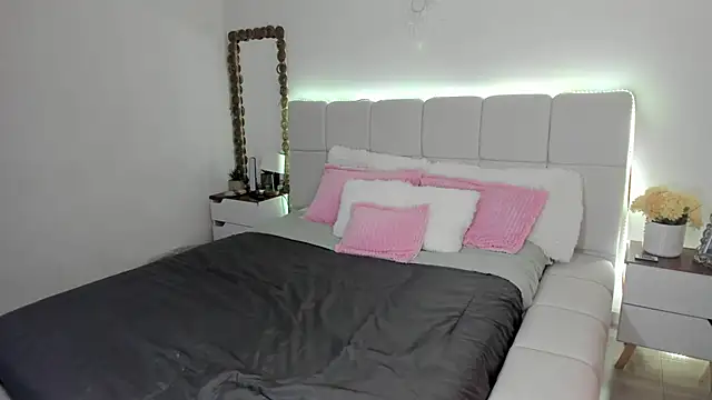 Ori_valentina's cam snapshot