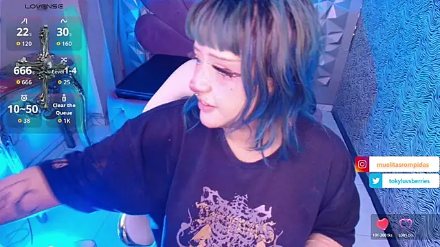 toky_doll's cam snapshot