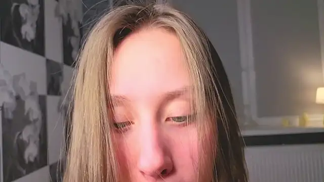 EthalBuffkin's cam snapshot