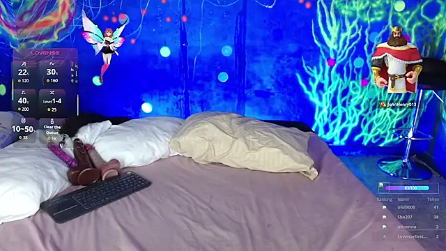 lucie_petite's cam snapshot