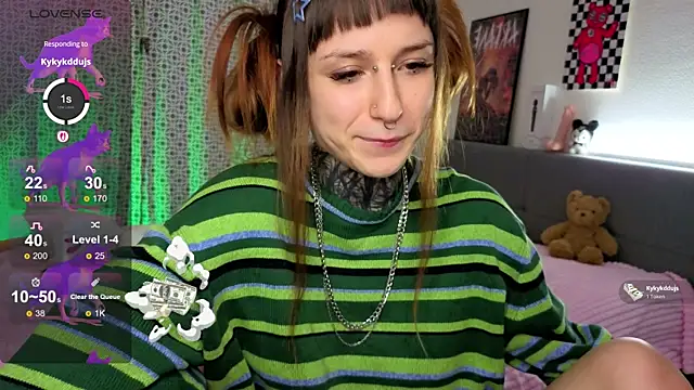 LilithPoison's cam snapshot