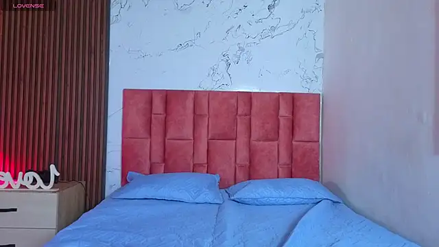 danna_peters's cam snapshot