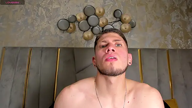 SebastianMaximoff's cam snapshot