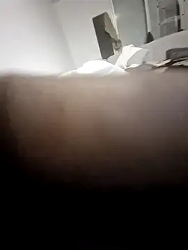 PlasticSurface727's cam snapshot