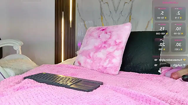 mia_099 live sex cam