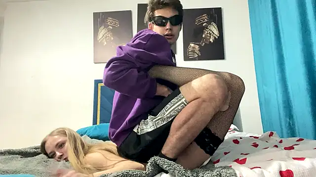 merycouple's cam snapshot