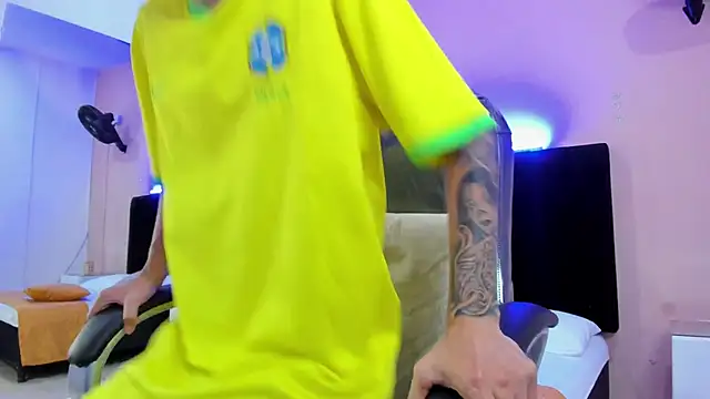 Nascary_Fox's cam snapshot