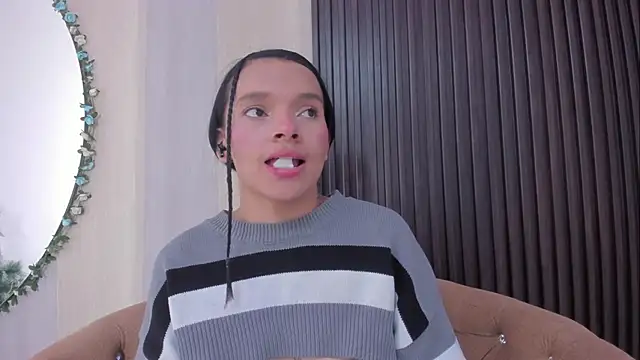 _shantal_smith's cam snapshot