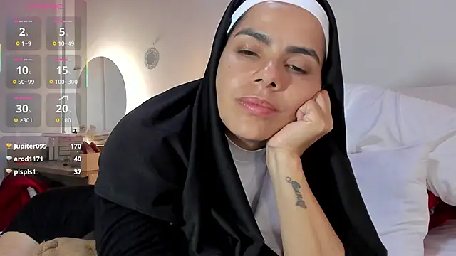 ClaraMariaMon's cam snapshot