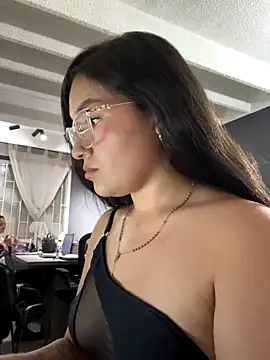 Alyha_Cortes live sex cam