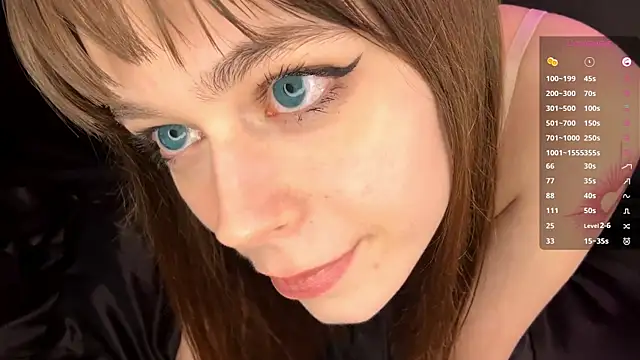 YourLittleElfie live sex cam