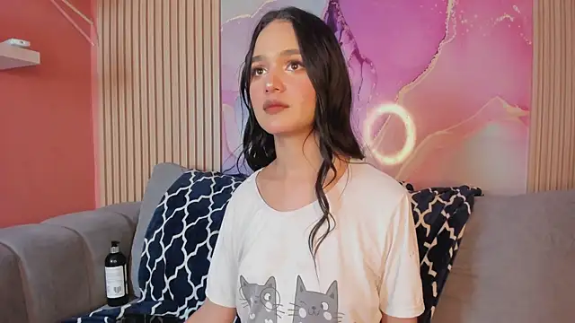 NhoanBrunette's cam snapshot