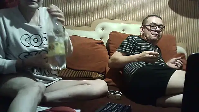 AlanaLaDream's cam snapshot