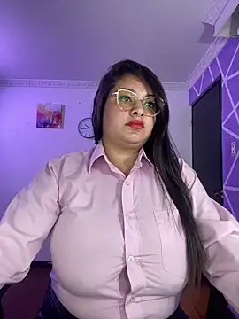 MiiaaJoness's cam snapshot