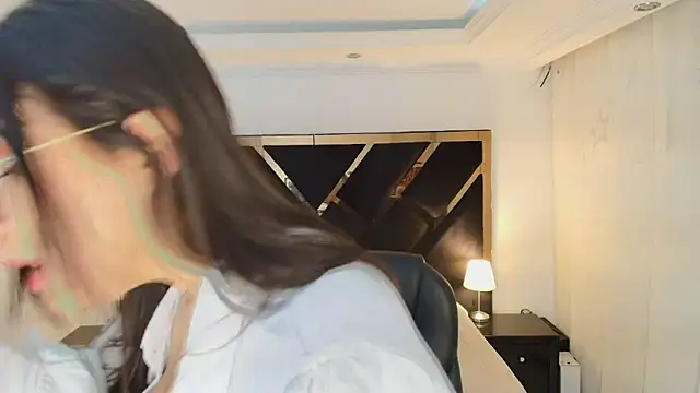 Amelie_saenz's cam snapshot