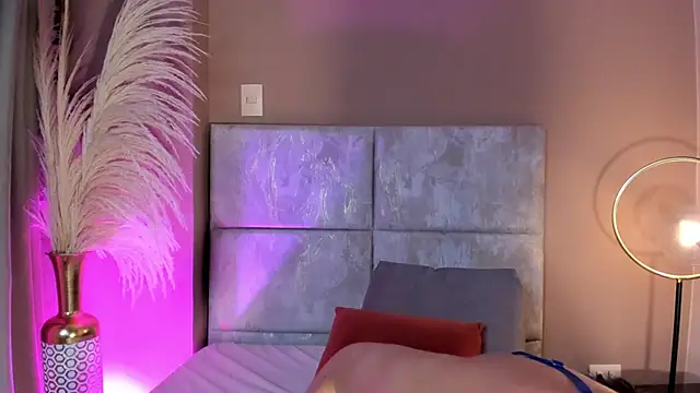 SagiraBelle's cam snapshot