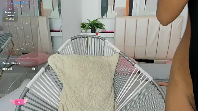 julieta_aguilar1's cam snapshot