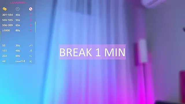 Stefania_Moon live sex cam