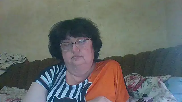 MilaSky5303's cam snapshot