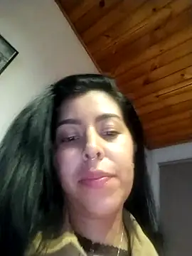 Luianna's cam snapshot