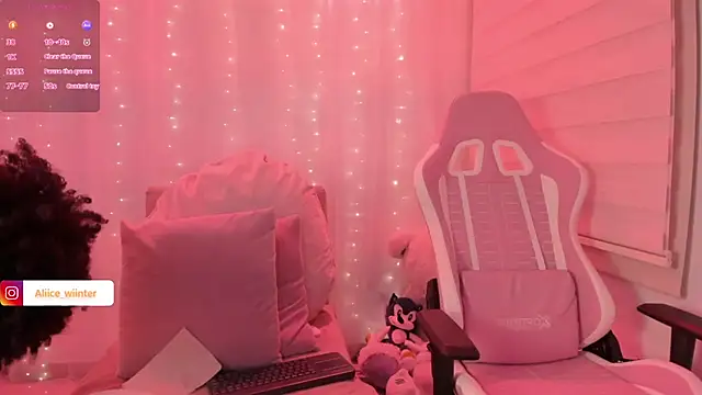 Alice_winter_'s cam snapshot